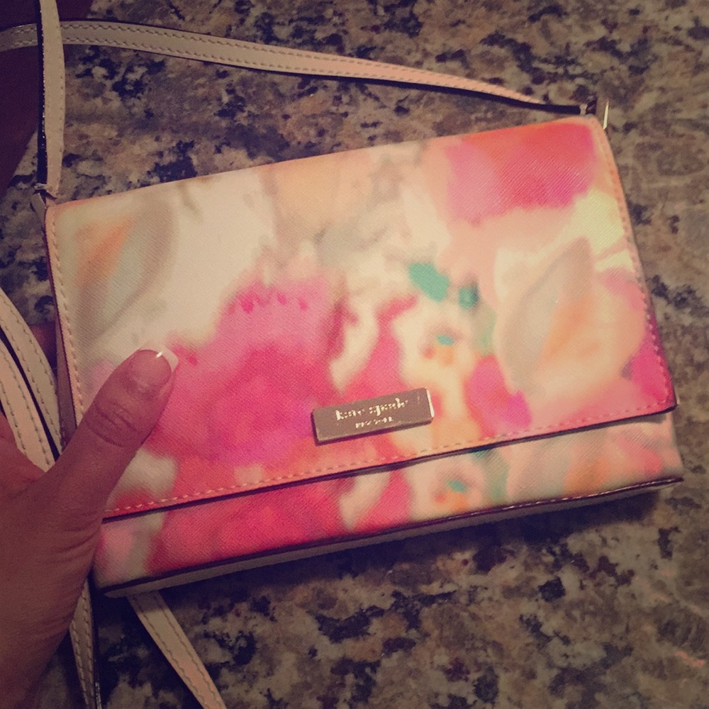 Never worn . Kate Spade purse .